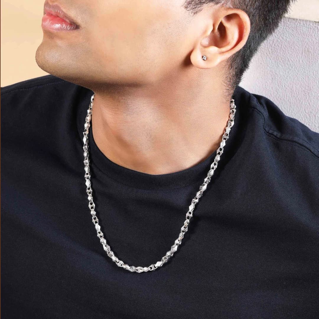 Urban Charm Silver Chain
