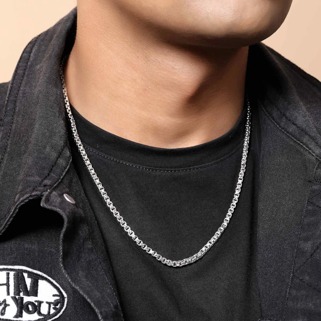 BoldLine Silver Chain