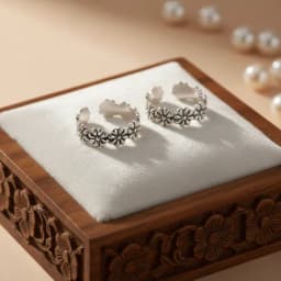 Beautiful Floral Silver Toe Ring