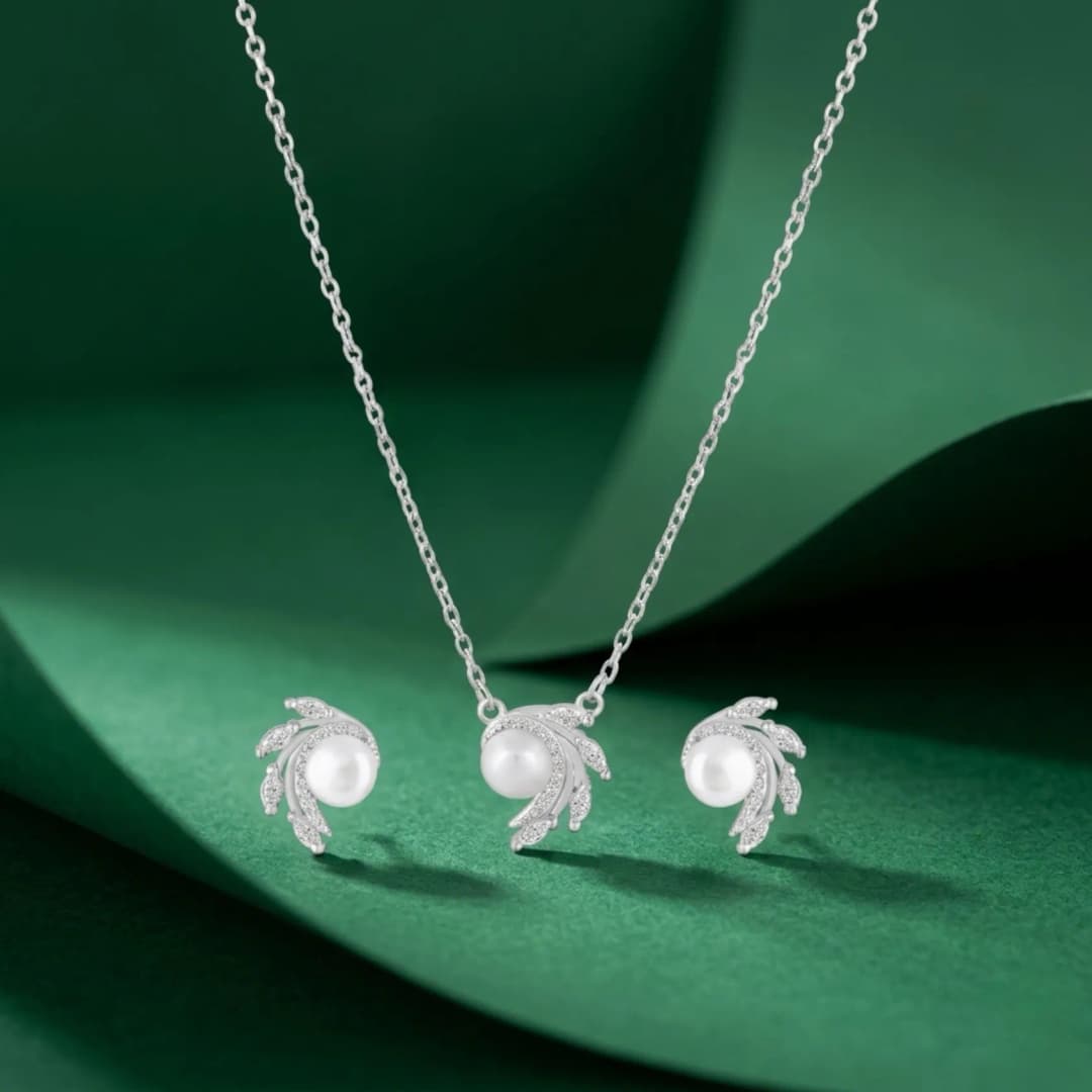 Charmelle Necklace Set