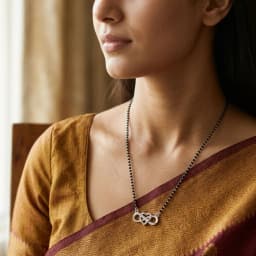 Silver Love Knot Mangalsutra
