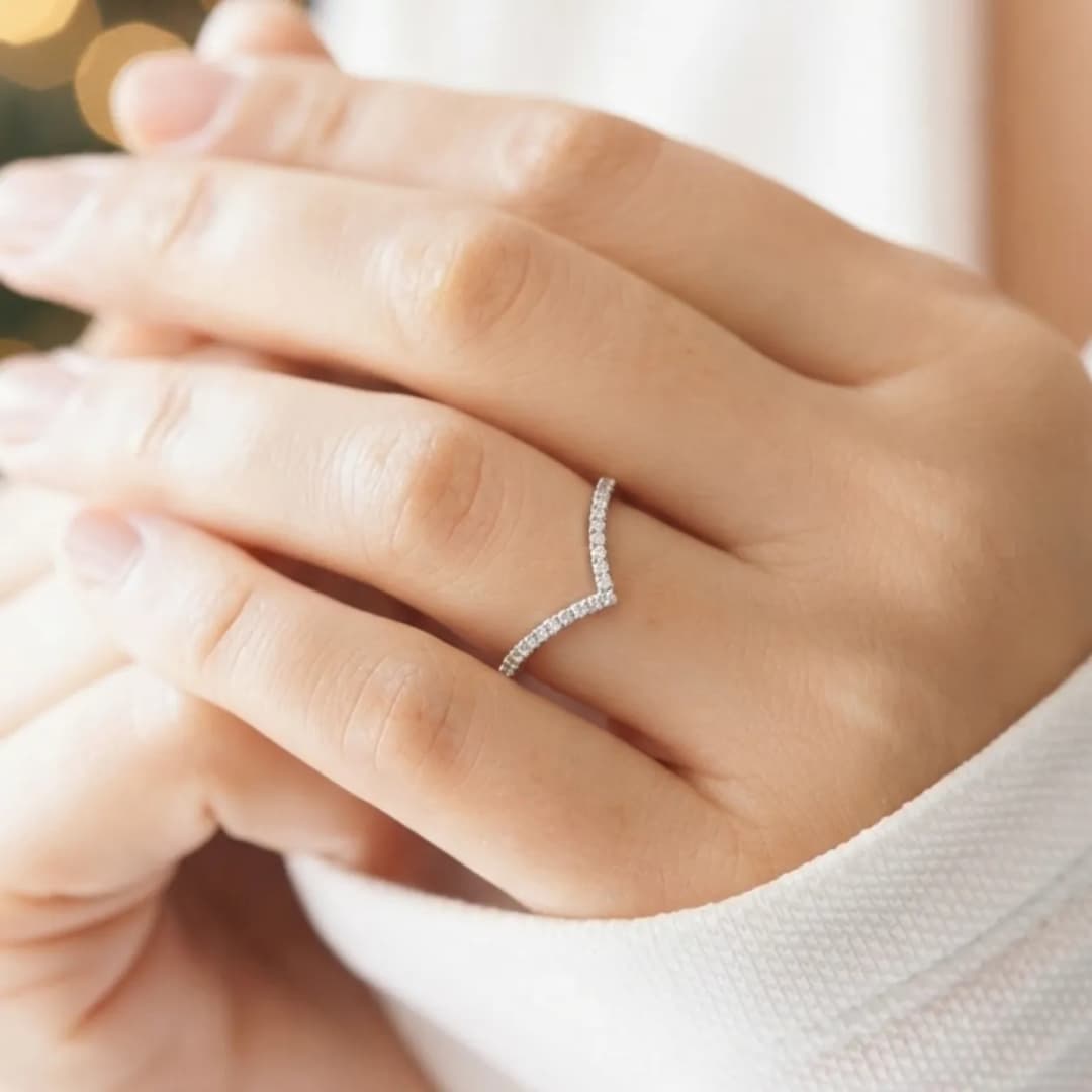 Silver V-Shape Ring