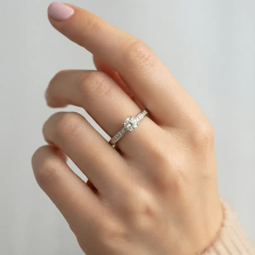 Elegant Silver Ring