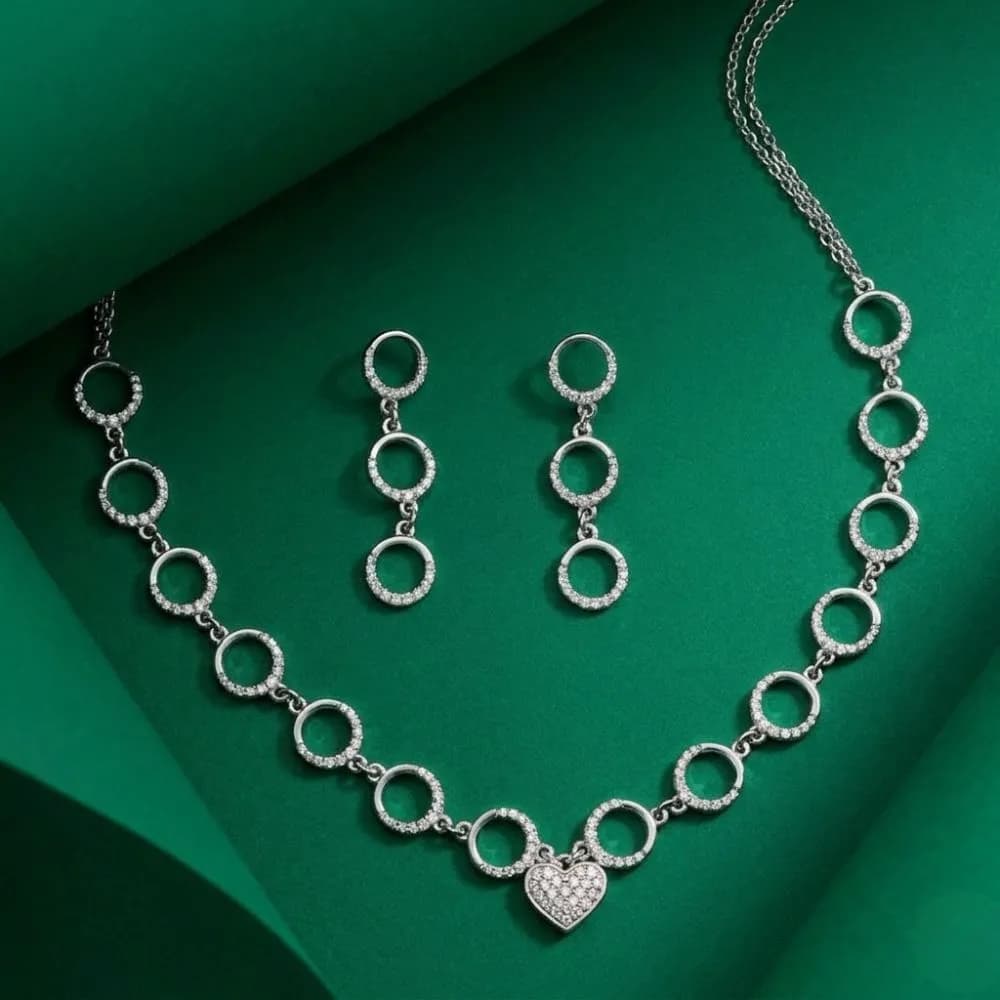 Heartline Silver Necklace Set