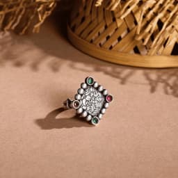 Ranis Royal  Twilight Ring