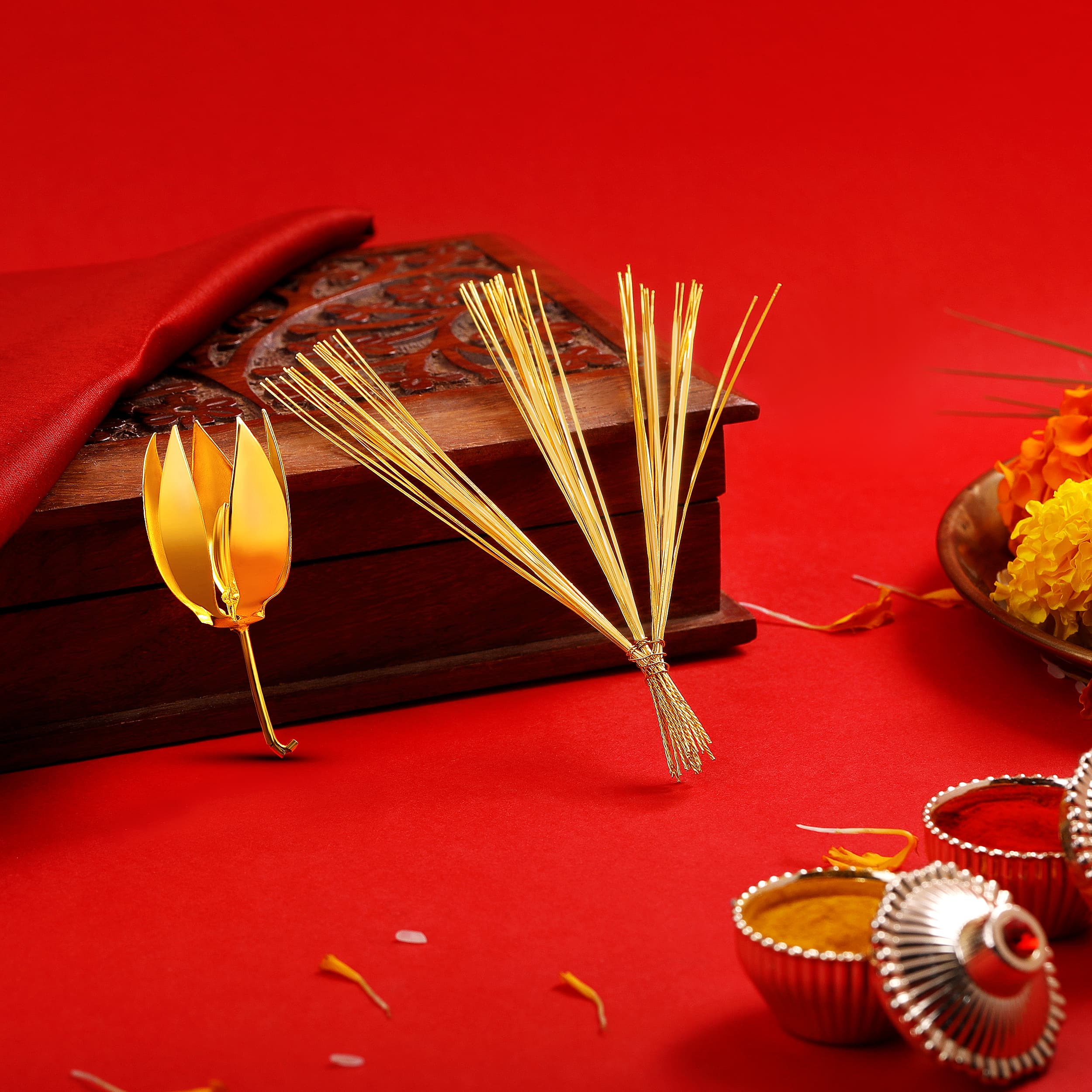 Silver Golden Chafa Flower and Durva Ganpati Set