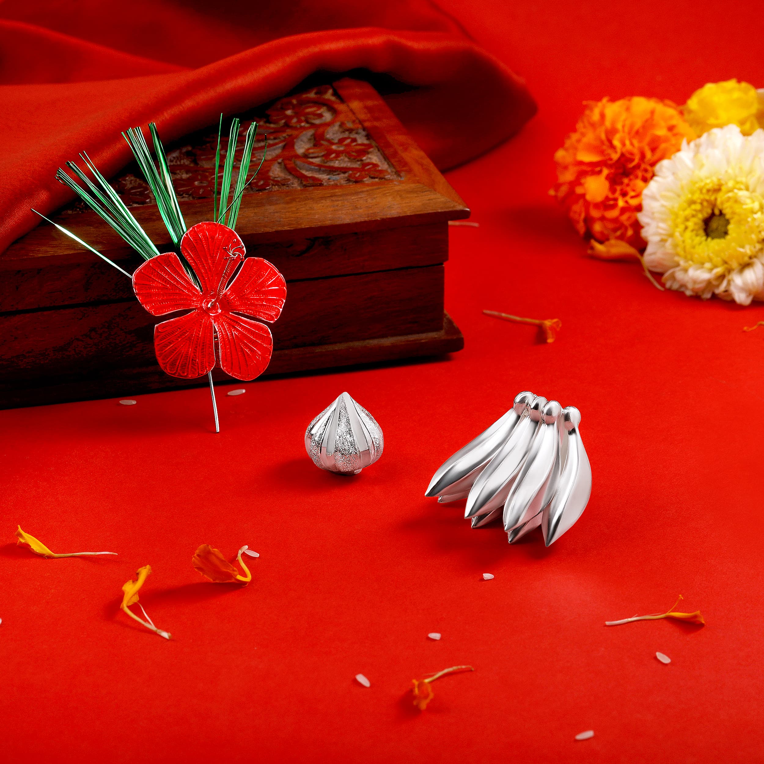 Silver Keli Jaswand Flower and Modak Ganpati Set