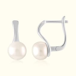 Petal Pearl Silver Studs