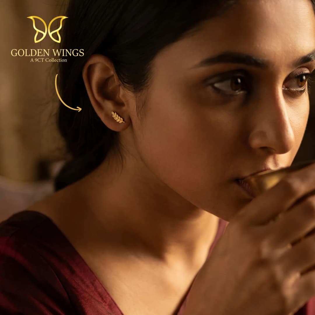 9CT Gold Botanical Leaf Earrings