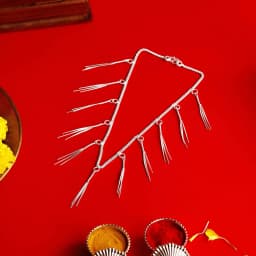 Silver Durva Haar and Red Petal Jaswand Flower Ganpati Set