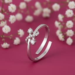 Velvet Star Silver Ring