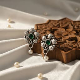 Green Daisy Oxidised Silver Drops